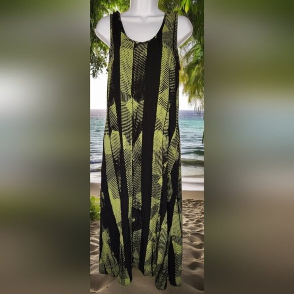 Blue Sky Dresses & Skirts - Bohemian long swing dress Green & Black